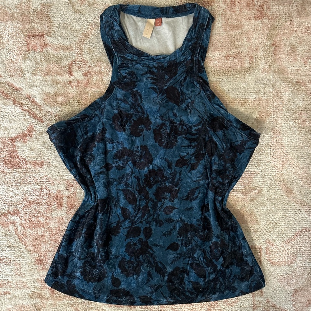 Anthropologie top